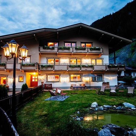 Pinetree Lodge Mayrhofen Exterior foto